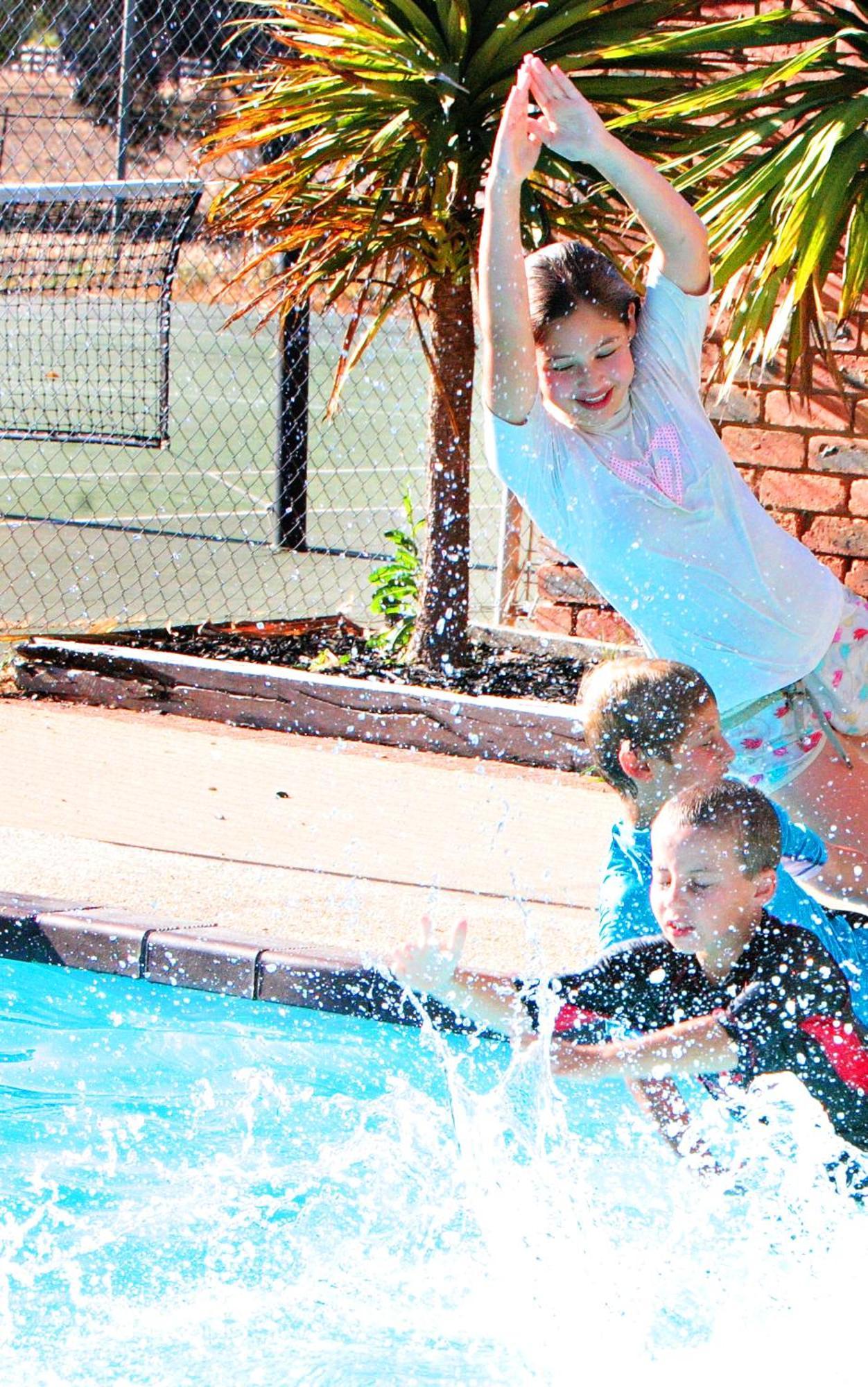 Cadell On The Murray Motel Moama Eksteriør bilde