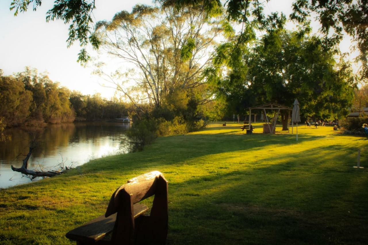 Cadell On The Murray Motel Moama Eksteriør bilde